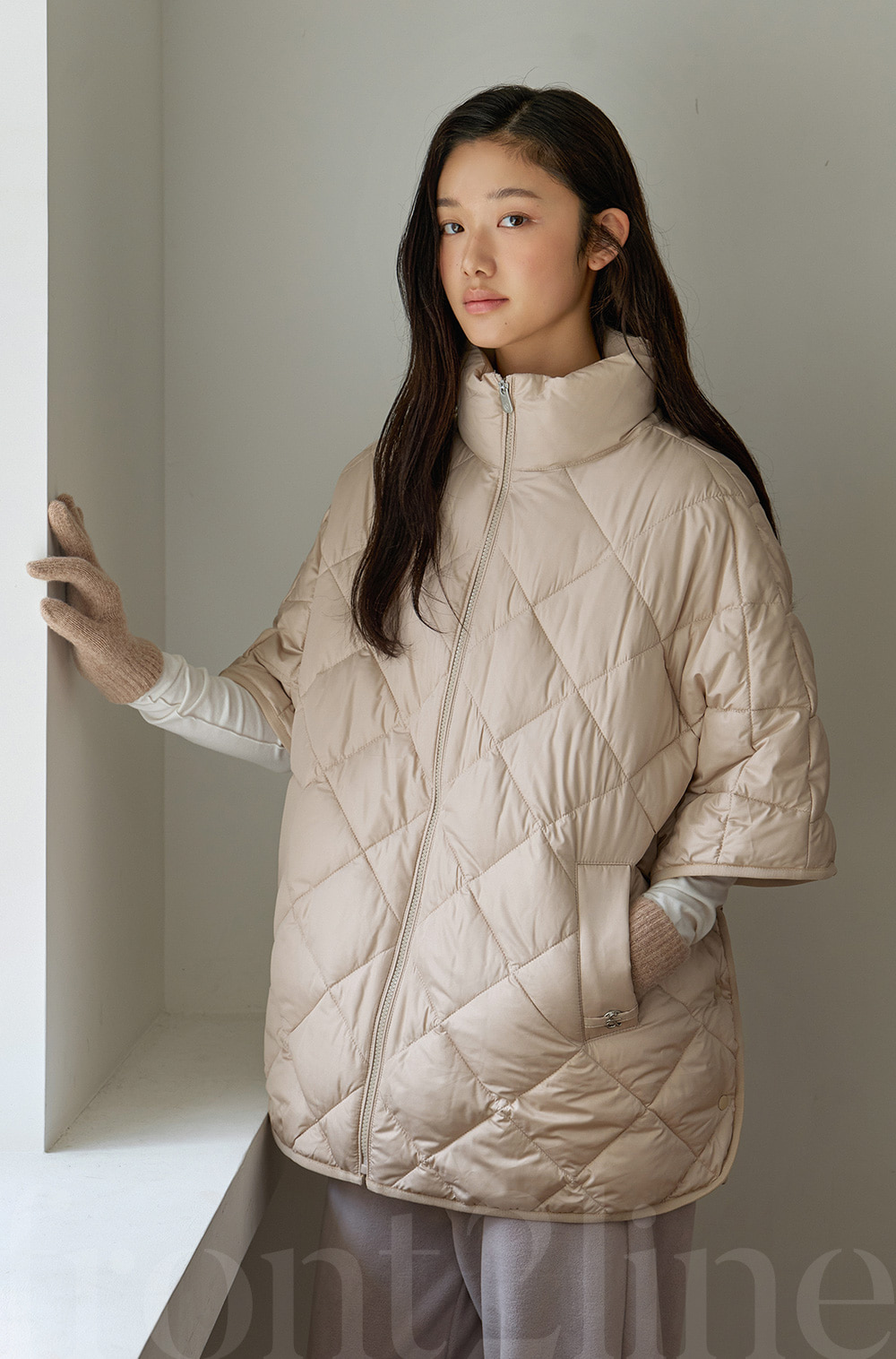 듀베 누빔 경량 패딩 케이프