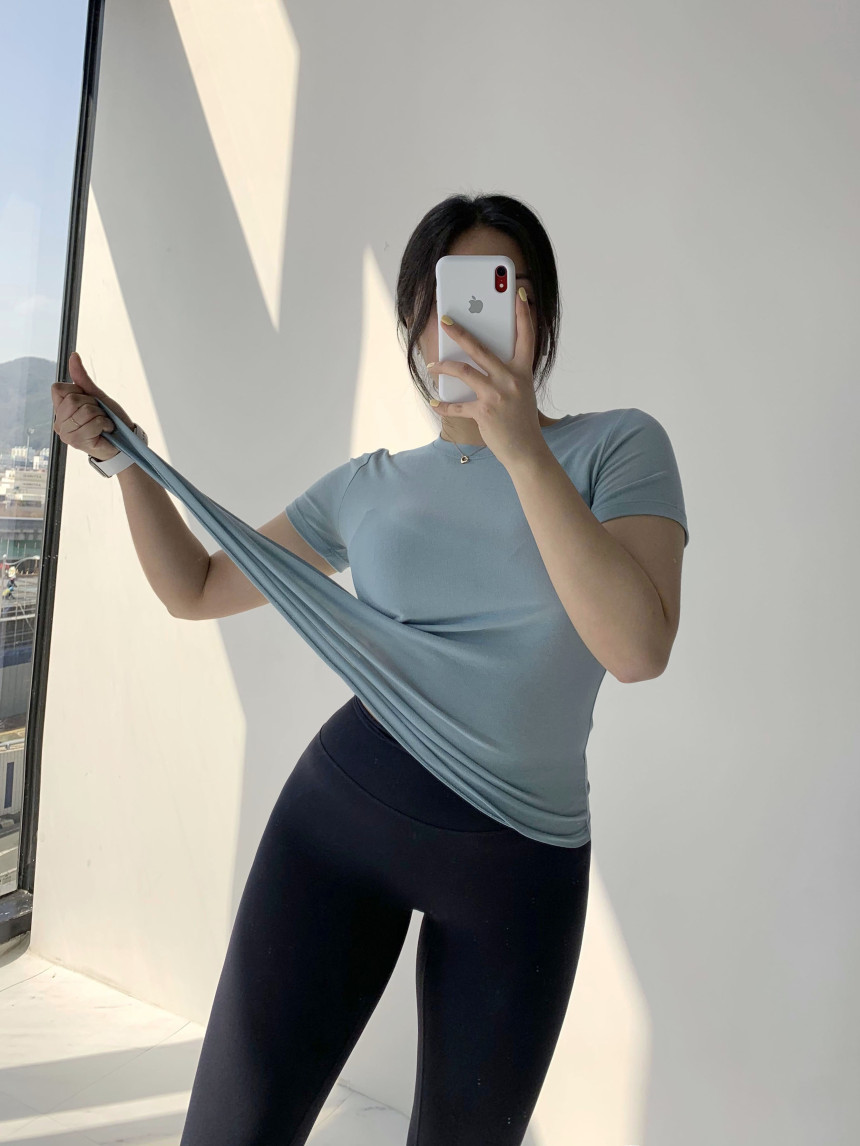 40[MADE당일출고]세미롱 반팔 티셔츠 트임 슬림핏 언발 사선 운동복 요가 필라테스 여름