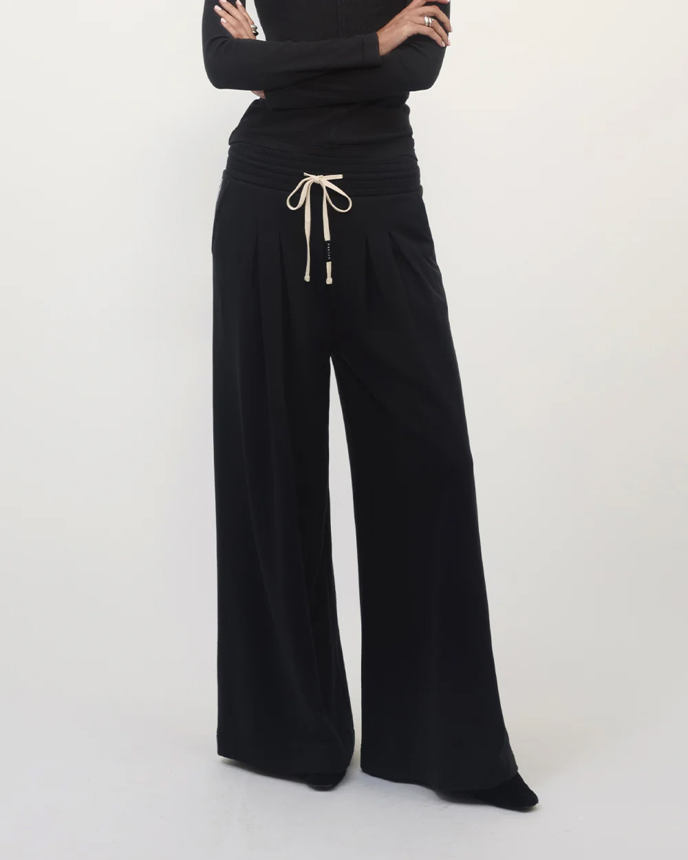 ROWAN PANTS BLACK